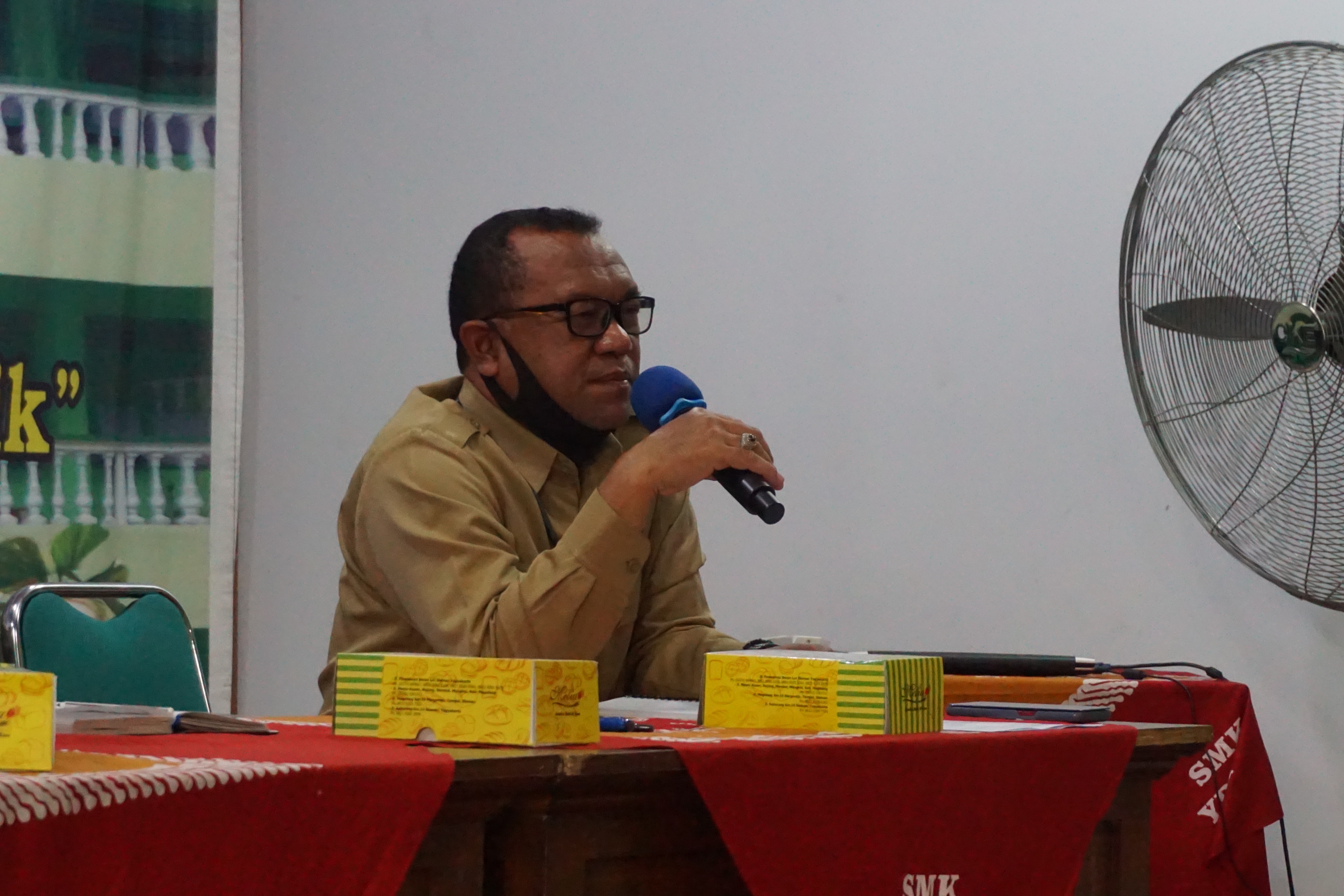 Penyerahan peserta didik bari ke sekolah